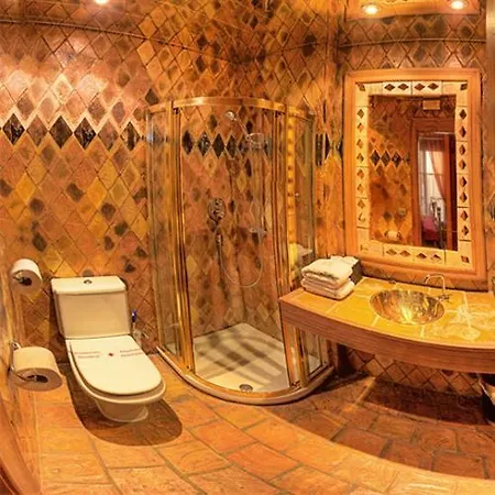Hotel Boutique Bodegas De Arnes - Adults Only Graus